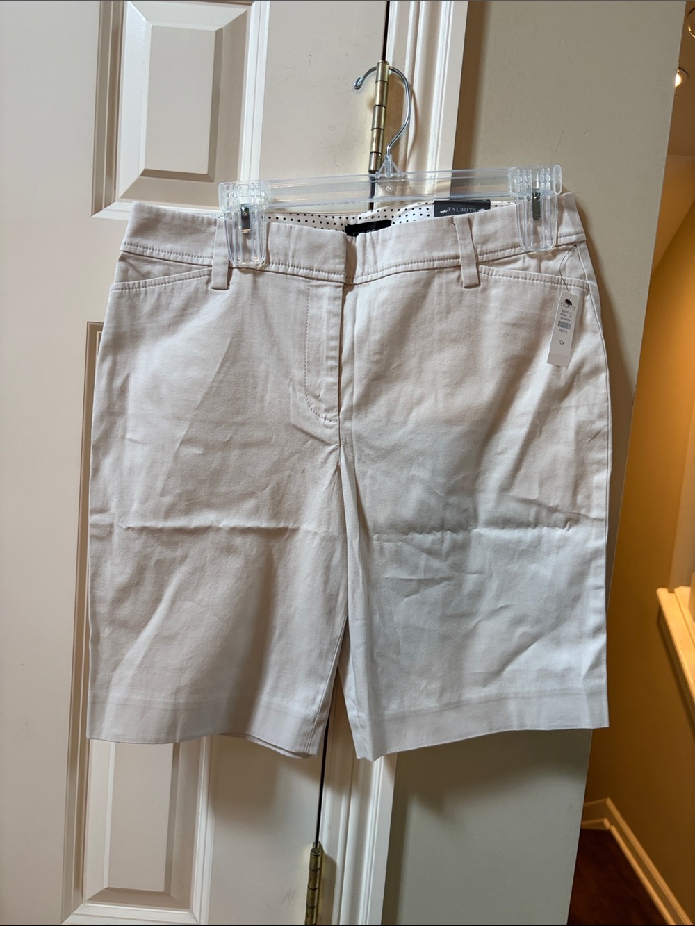 NWT Talbots TanTailored Bermuda Shorts, 8 petite